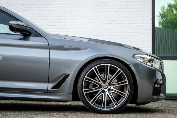 BMW 5 Serie Touring 520i M-Sport