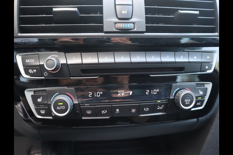 BMW 3 Serie Touring 318i M Sport Edition Automaat