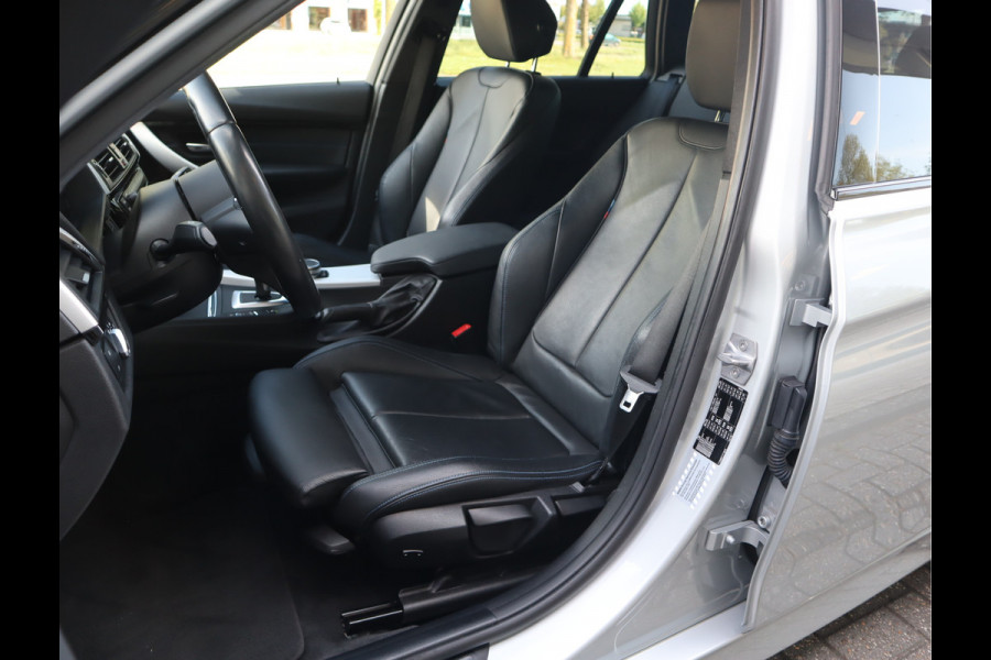 BMW 3 Serie Touring 318i M Sport Edition Automaat
