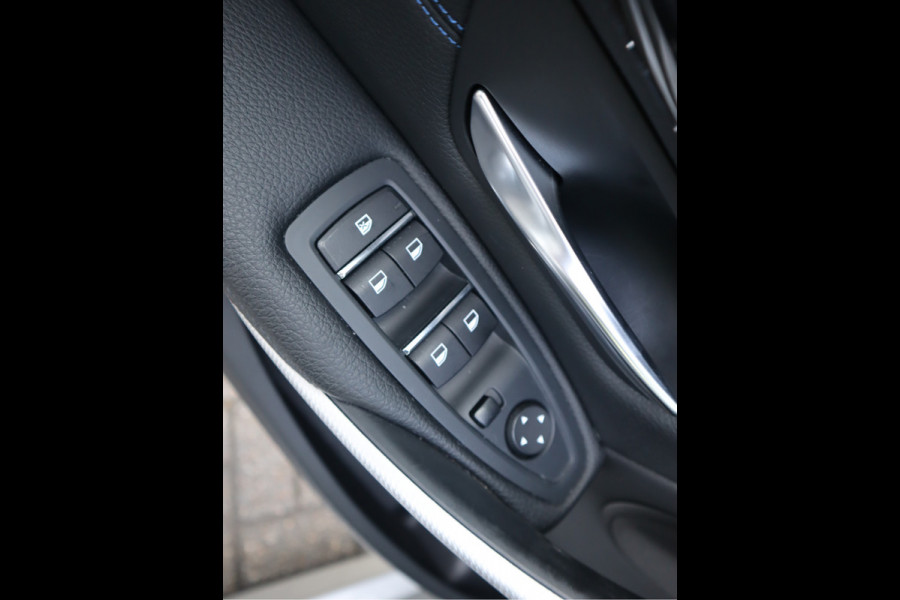 BMW 3 Serie Touring 318i M Sport Edition Automaat