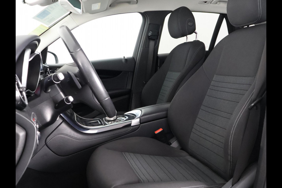 Mercedes-Benz GLC BLACK SERIES PACK 250 4MATIC Premium Plus Automaat | Navigatie | 360° camera | Privacy Glass |