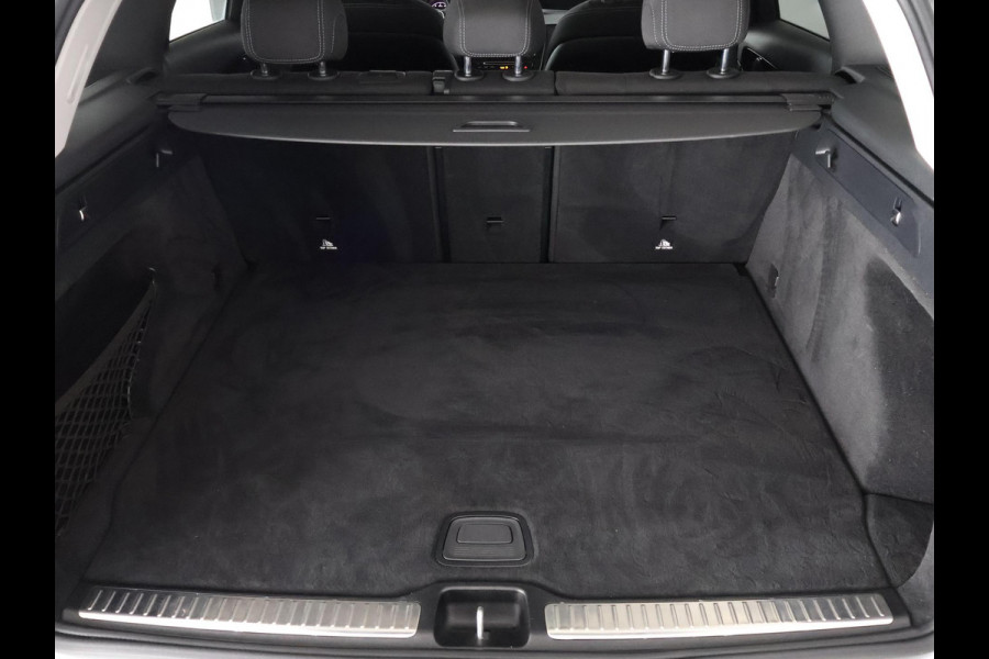 Mercedes-Benz GLC BLACK SERIES PACK 250 4MATIC Premium Plus Automaat | Navigatie | 360° camera | Privacy Glass |