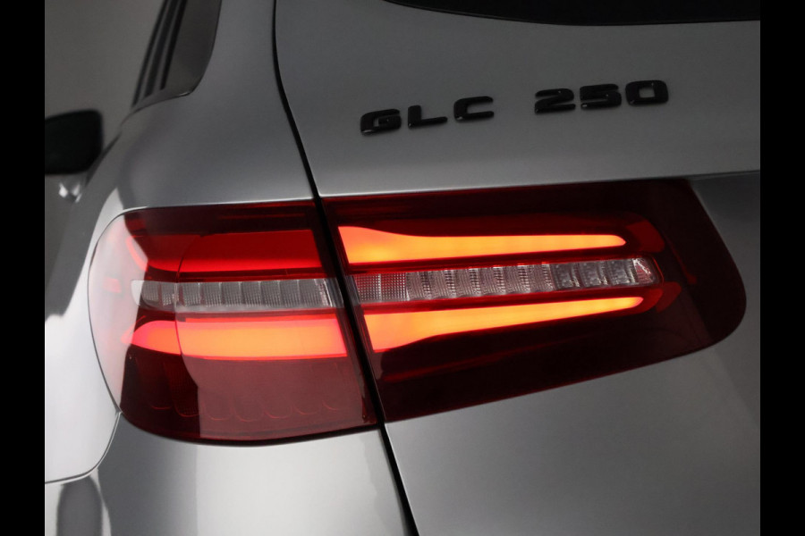Mercedes-Benz GLC BLACK SERIES PACK 250 4MATIC Premium Plus Automaat | Navigatie | 360° camera | Privacy Glass |