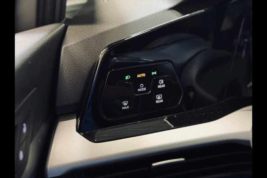 Volkswagen Golf 1.0 TSI | Trekhaak | Stoel/stuurverw.