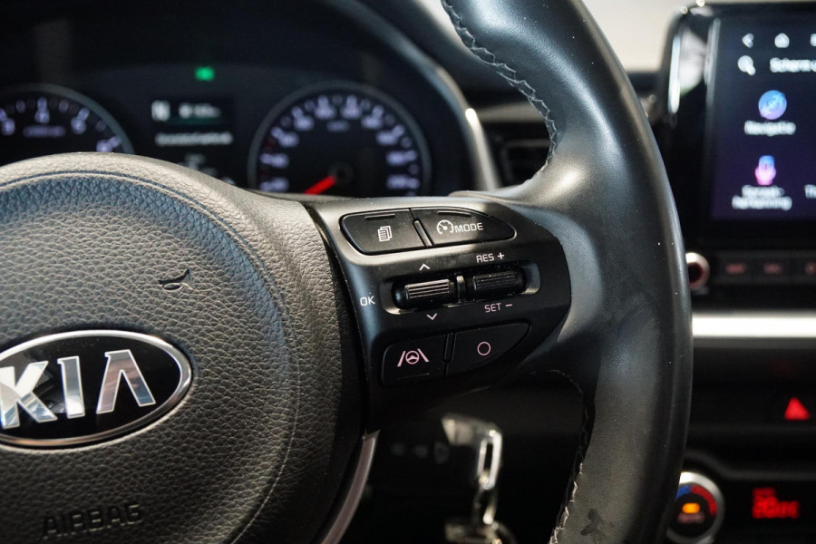 Kia Stonic 1.0 T-GDi MHEV DynamicLine + CAMERA / NAVIGATIE / CARPLAY