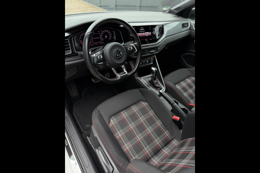 Volkswagen Polo 2.0 TSI GTI CarPlay Camera