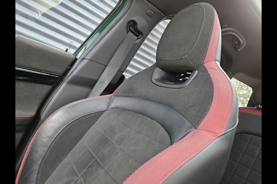 MINI Countryman 2.0 John Cooper Works ALL4 Chili 231pk | Panodak | Adaptive Cruise | Alcantara Sportstoelen | Trekhaak Afn. | Harman Kardon | Apple Carplay | 19"L.M | Camera | Keyless |