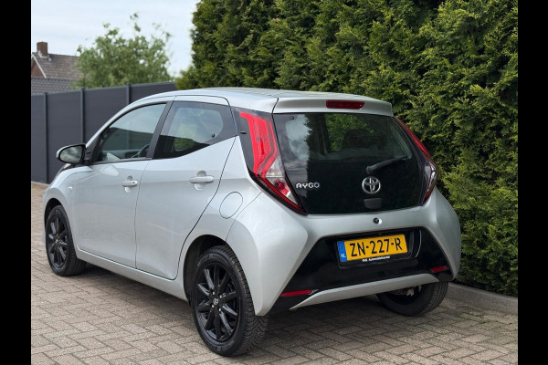 Toyota Aygo 1.0 VVT-i X-Play Camera CarPlay