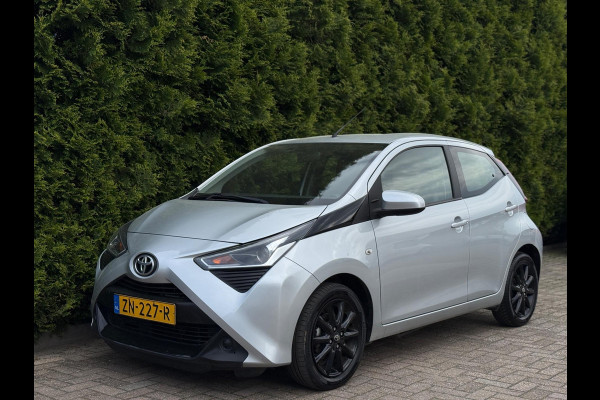 Toyota Aygo 1.0 VVT-i X-Play Camera CarPlay