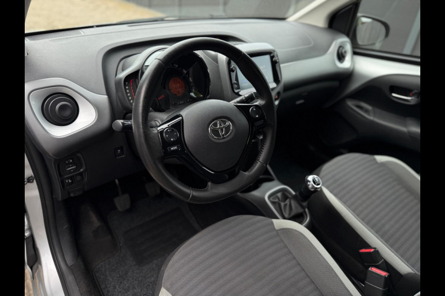 Toyota Aygo 1.0 VVT-i X-Play Camera CarPlay