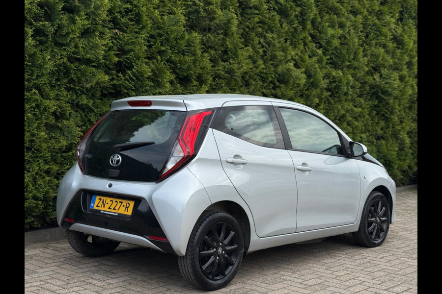 Toyota Aygo 1.0 VVT-i X-Play Camera CarPlay