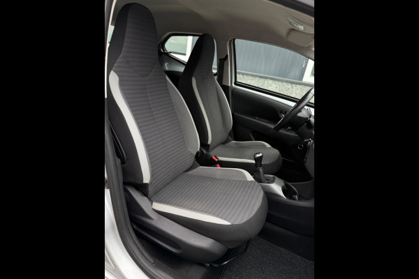 Toyota Aygo 1.0 VVT-i X-Play Camera CarPlay