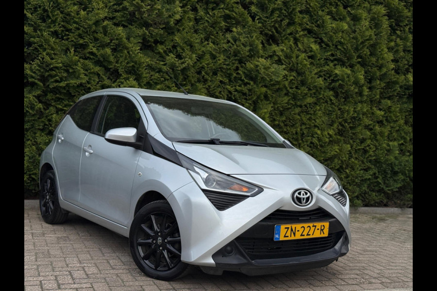Toyota Aygo 1.0 VVT-i X-Play Camera CarPlay