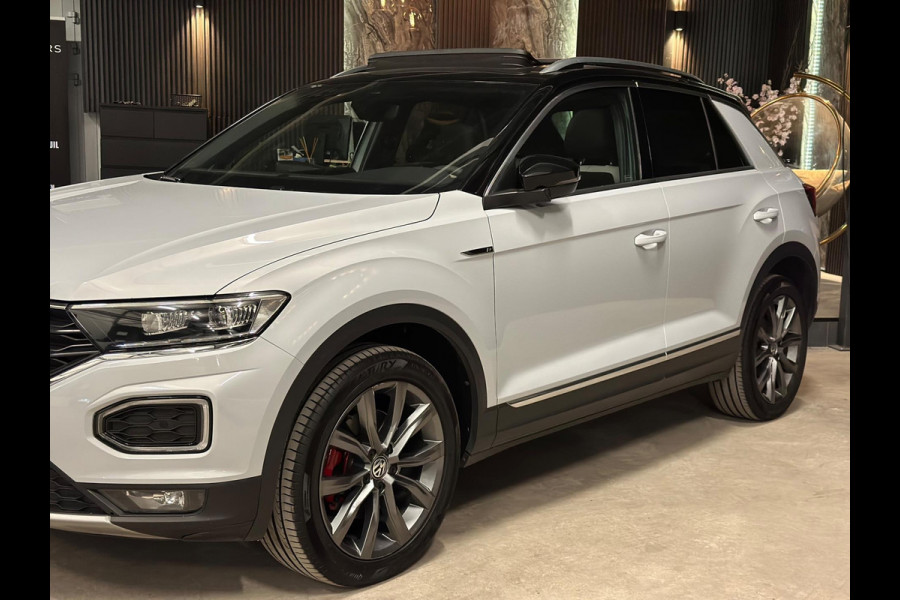 Volkswagen T-Roc 2.0 TSI 4Motion|R-Line|PANO|FULL OPTION