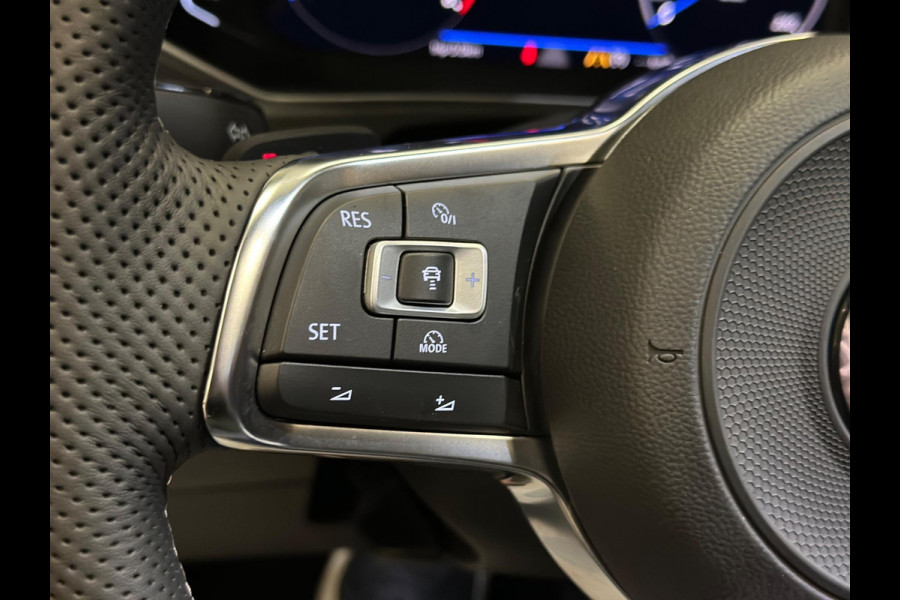 Volkswagen T-Roc 2.0 TSI 4Motion|R-Line|PANO|FULL OPTION