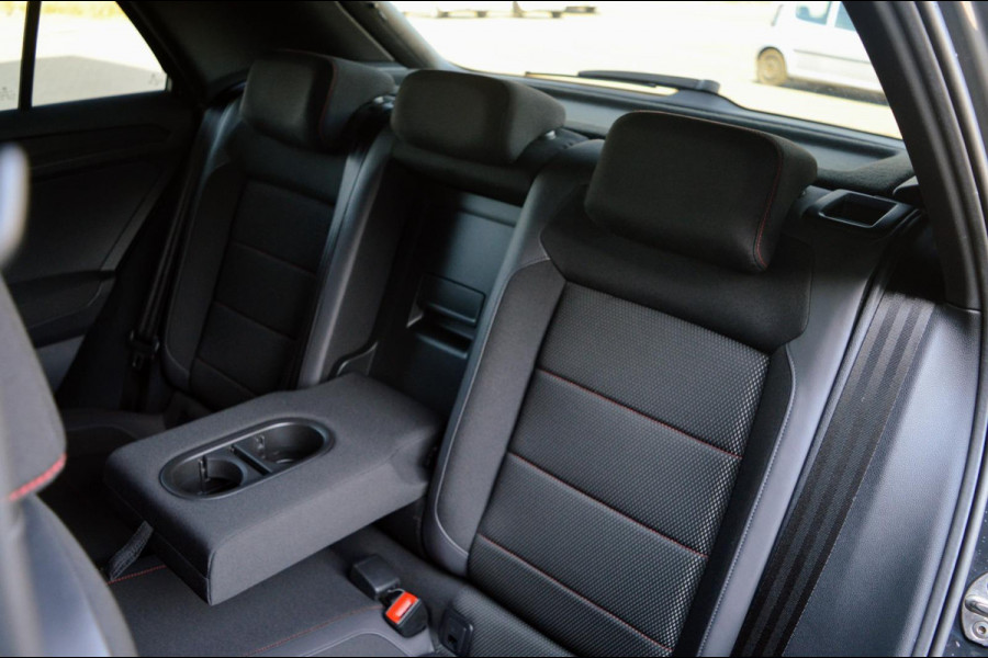 Volkswagen T-Roc 1.5 TSI Sport Business R-Line