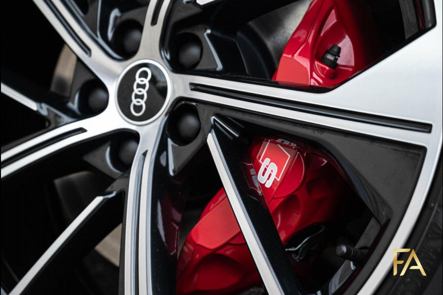 Audi Q5 Sportback 55 TFSI e S Line Luchtvering|MatrixLED|21Inch|FullBlack|367PK