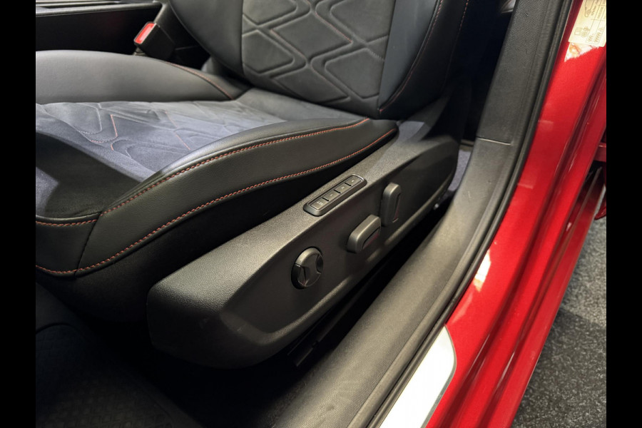 Seat Leon 1.5 eTSI FR Launch Edition | Pano | Memory Seats