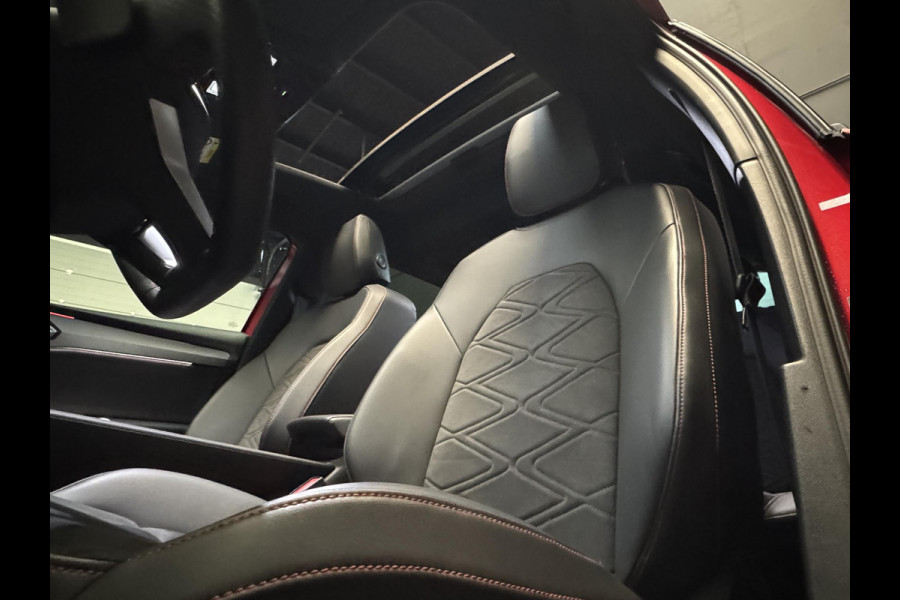 Seat Leon 1.5 eTSI FR Launch Edition | Pano | Memory Seats