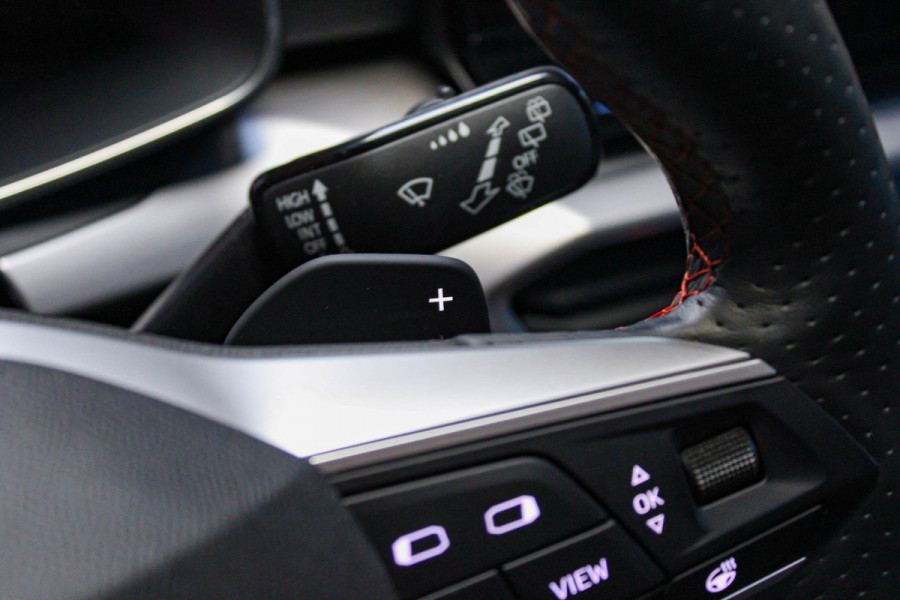 Seat Leon 1.5 eTSI FR Launch Edition | Pano | Memory Seats
