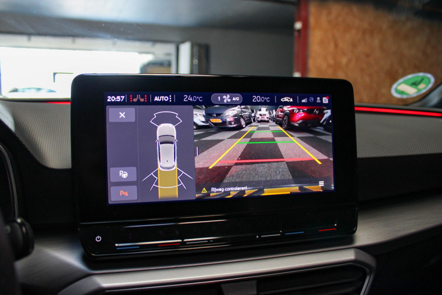 Seat Leon 1.5 eTSI FR Launch Edition | Pano | Memory Seats