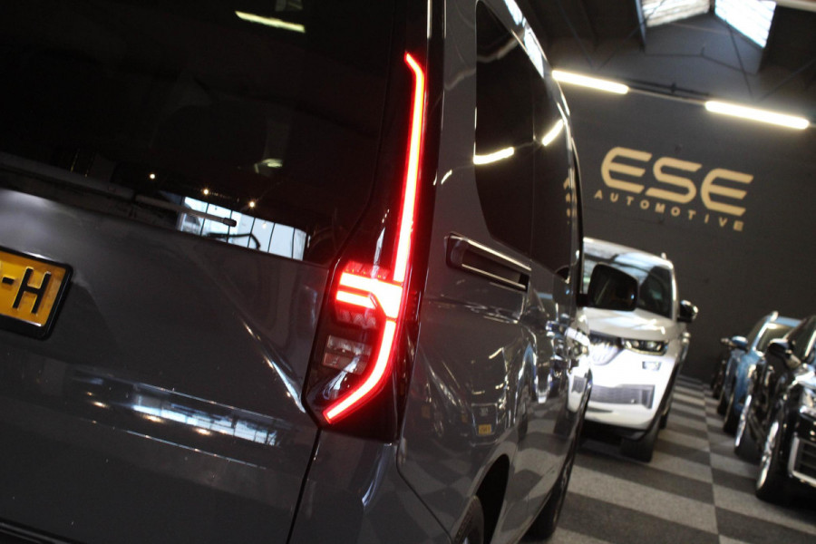 Volkswagen Caddy Dark Label 1.5 TSI 5p | Pano | Soft close | ACC |