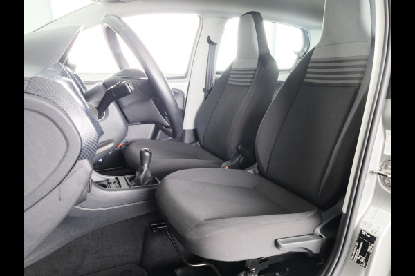 Volkswagen up! 1.0 65 pk | Verlengde garantie | Navigatie via App | Autom. airco | Cruise control | Parkeersensoren achter | Achteruitrijcamera |