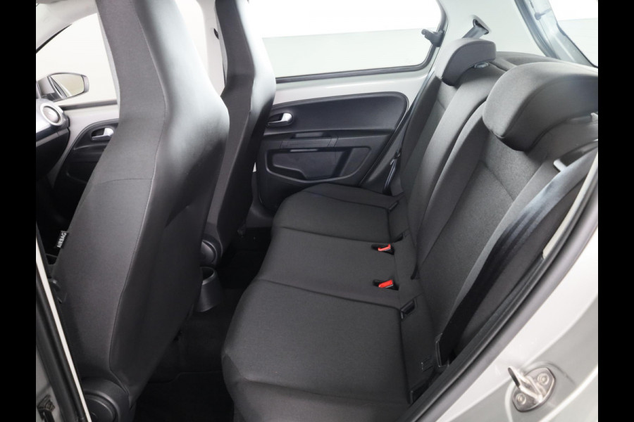 Volkswagen up! 1.0 65 pk | Verlengde garantie | Navigatie via App | Autom. airco | Cruise control | Parkeersensoren achter | Achteruitrijcamera |