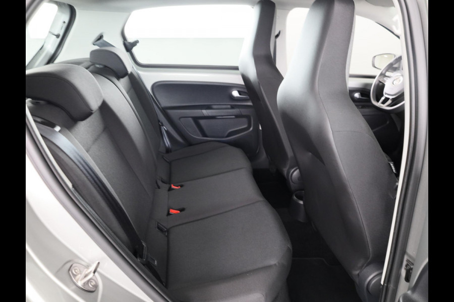 Volkswagen up! 1.0 65 pk | Verlengde garantie | Navigatie via App | Autom. airco | Cruise control | Parkeersensoren achter | Achteruitrijcamera |