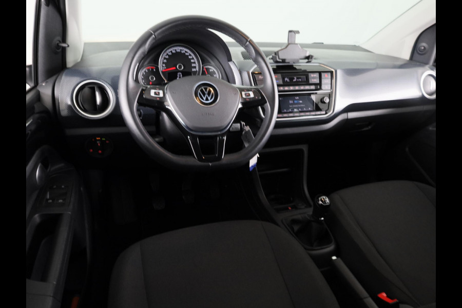 Volkswagen up! 1.0 65 pk | Verlengde garantie | Navigatie via App | Parkeersensoren achter | Achteruitrijcamera | Cruise control | Autom. airco |