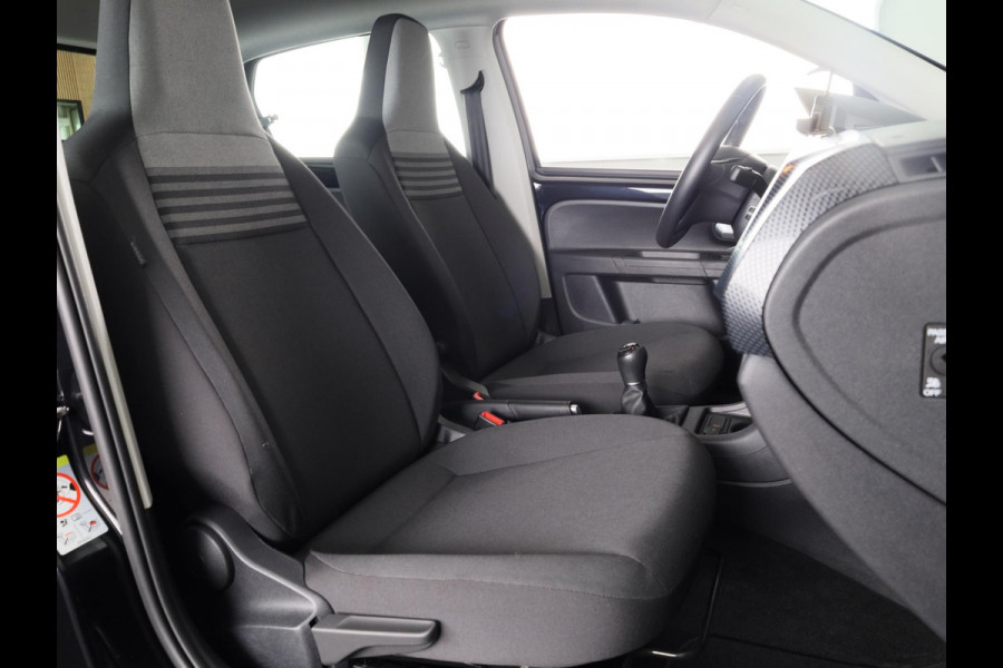 Volkswagen up! 1.0 65 pk | Verlengde garantie | Navigatie via App | Parkeersensoren achter | Achteruitrijcamera | Cruise control | Autom. airco |