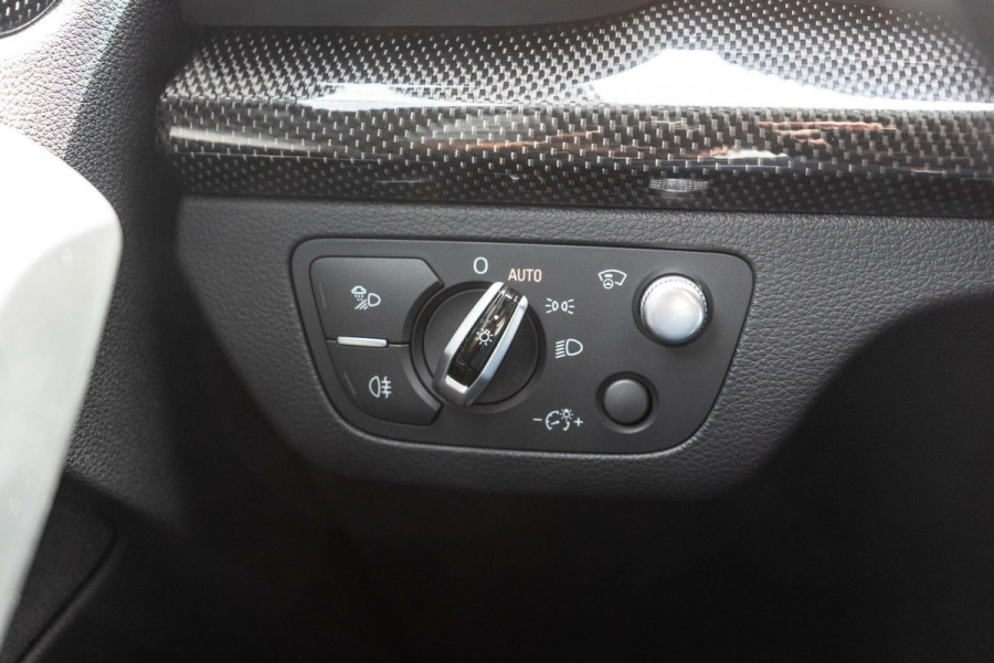 Audi Q5 2.0 TFSI Quattro S-Line Pano / Trekhaak / Camera