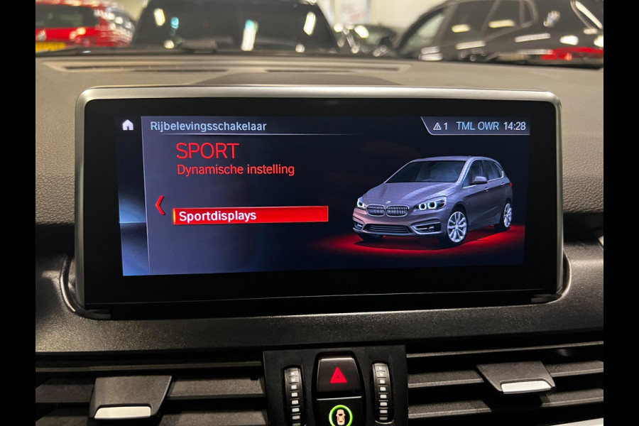 BMW 2 Serie Active Tourer 225xe iPerformance eDrive Edition NAVI/LED/DAB/ECC/PDC/CRUISE///