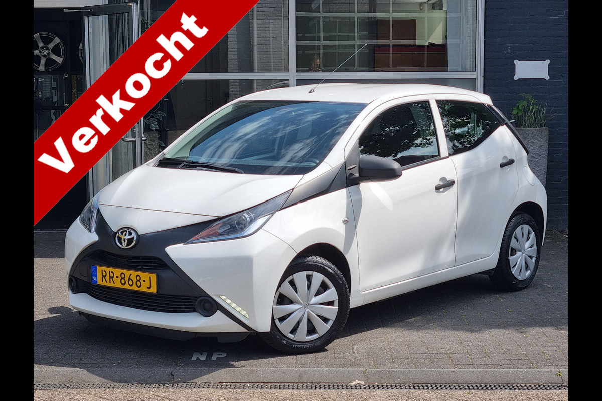 Toyota Aygo 1.0 VVT-i x-fun NAP / AIRCO / Toyota Aygo 1.0 VVT-i x-fun NAP / AIRCO /