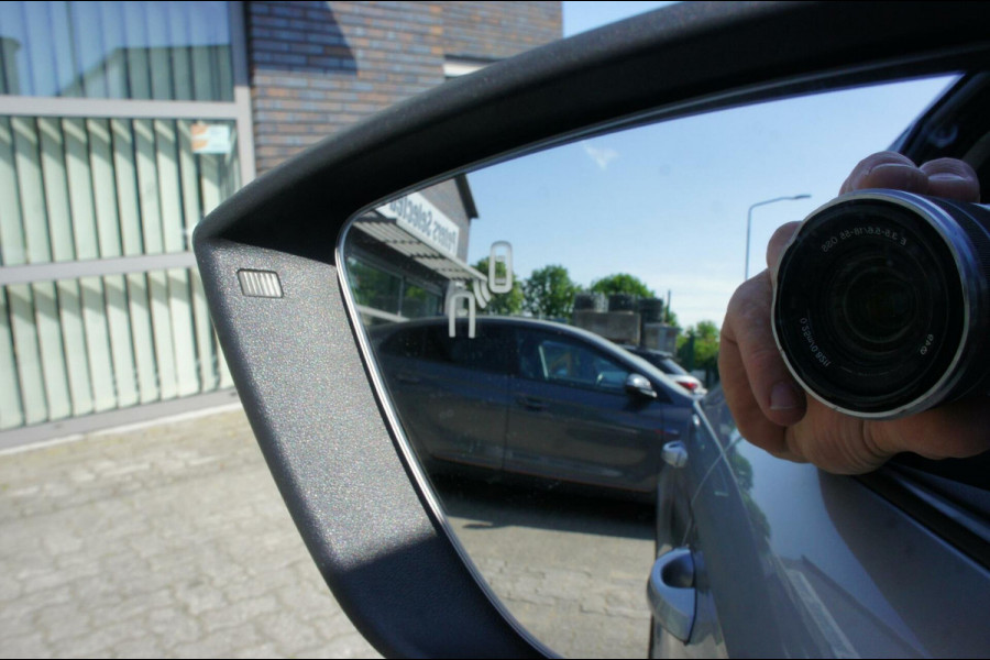 Seat Arona 1.0 TSI Acc|Beats|Camera|Dodeho|Stoelverw|Virtual