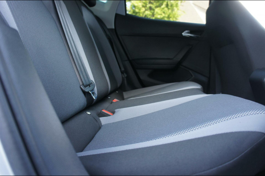 Seat Arona 1.0 TSI Acc|Beats|Camera|Dodeho|Stoelverw|Virtual