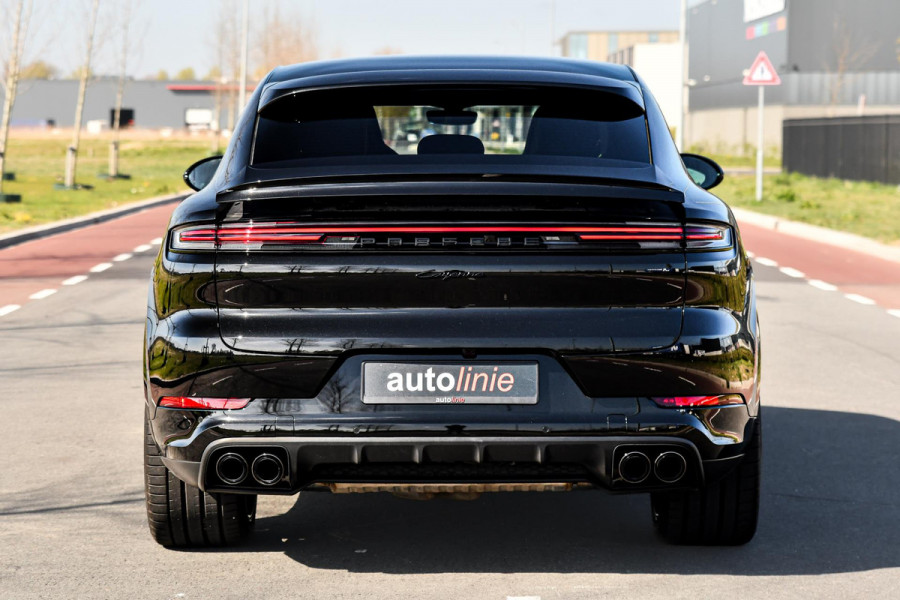 Porsche Cayenne Coupé 3.0 E-Hybrid. Sport Design, Chrono, ACC, Luchtv, Bose, Pano, 22'', Trekhaak, Stuurvw, Memory, Camera!