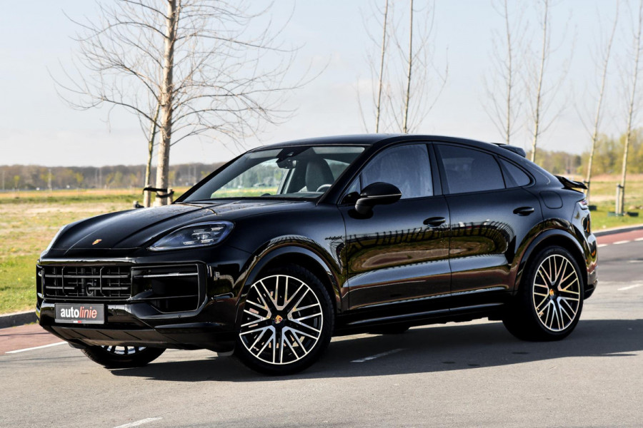 Porsche Cayenne Coupé 3.0 E-Hybrid. Sport Design, Chrono, ACC, Luchtv, Bose, Pano, 22'', Trekhaak, Stuurvw, Memory, Camera!
