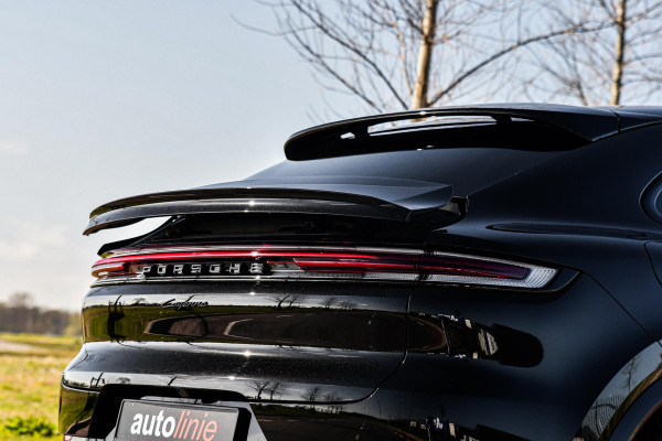 Porsche Cayenne Coupé 3.0 E-Hybrid. Sport Design, Chrono, ACC, Luchtv, Bose, Pano, 22'', Trekhaak, Stuurvw, Memory, Camera!