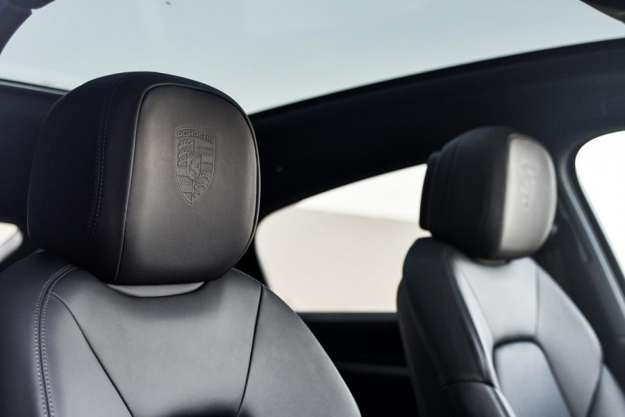 Porsche Cayenne Coupé 3.0 E-Hybrid. BTW, Sport Design, Sportuitlaat, Softclose, Leder, Memory, ACC, Keyless, Camera, Dodeh, Luchtv