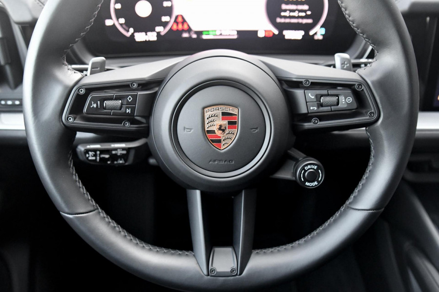 Porsche Cayenne Coupé 3.0 E-Hybrid. BTW, Sport Design, Sportuitlaat, Softclose, Leder, Memory, ACC, Keyless, Camera, Dodeh, Luchtv