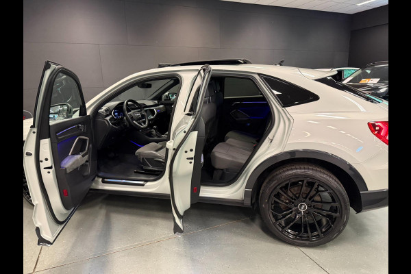 Audi Q3 Sportback 45 TFSI e S-LINE BLACK-EDITION 20'' PANO/LED/DAB/SFEERVERL/ECC/PDC/CRUISE///