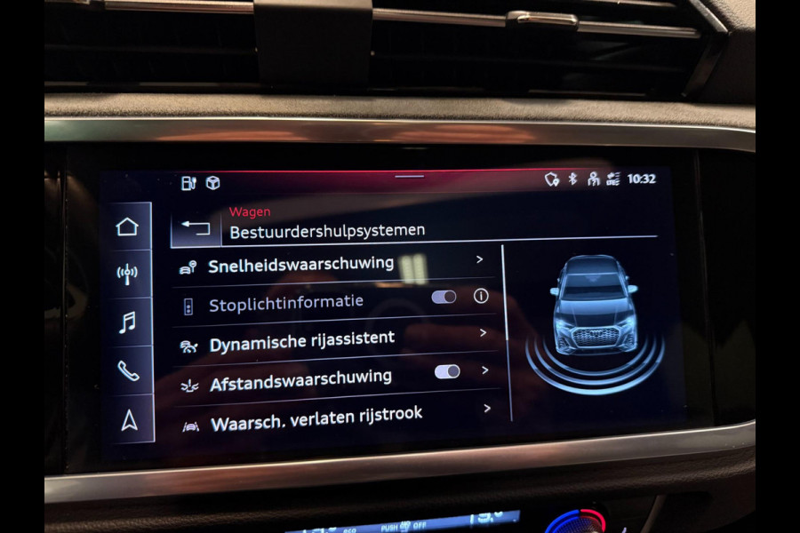 Audi Q3 Sportback 45 TFSI e S-LINE BLACK-EDITION 20'' PANO/LED/DAB/SFEERVERL/ECC/PDC/CRUISE///