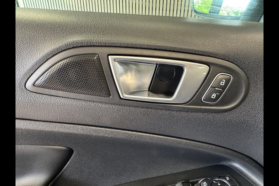 Ford EcoSport 1.0 EcoBoost ST-Line AIRCO TREKHAAK APPLE CARPLAY NAVIGATIE CRUISE KEYLESS-GO START/STOP