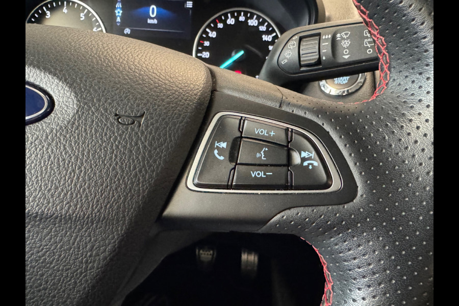 Ford EcoSport 1.0 EcoBoost ST-Line AIRCO TREKHAAK APPLE CARPLAY NAVIGATIE CRUISE KEYLESS-GO START/STOP