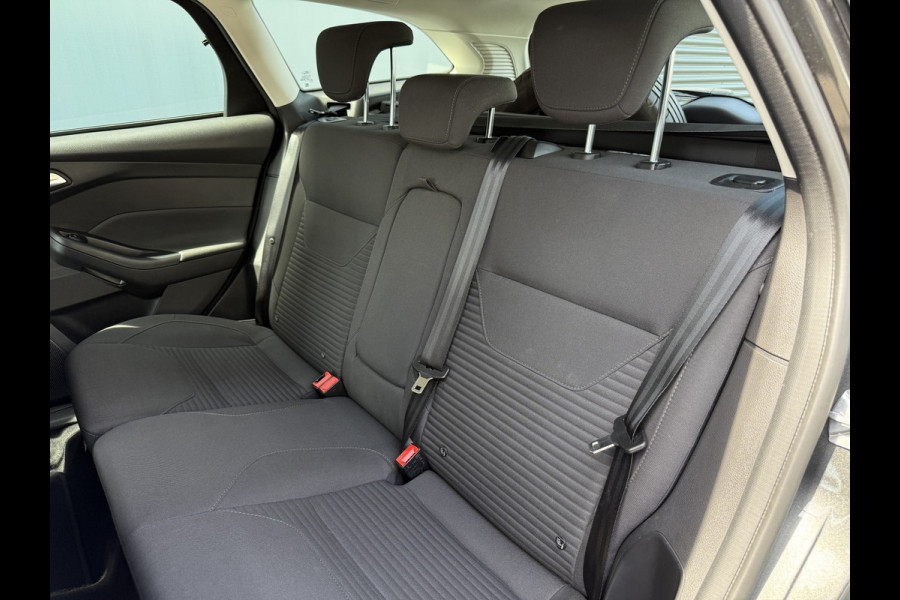 Ford FOCUS Wagon BWJ 2018 | 1.0 126PK Titanium | CLIMA | CAMERA | NAVI | CRUISE | PDC | CARPLAY | TREKHAAK |