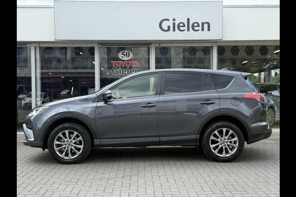 Toyota RAV4 2.5 Hybrid AWD Style | Navigatie, Stoel + Stuurverwarming, Parkeersensoren, Keyless, 18 inch, 1.650KG Trekgewicht, 4X4