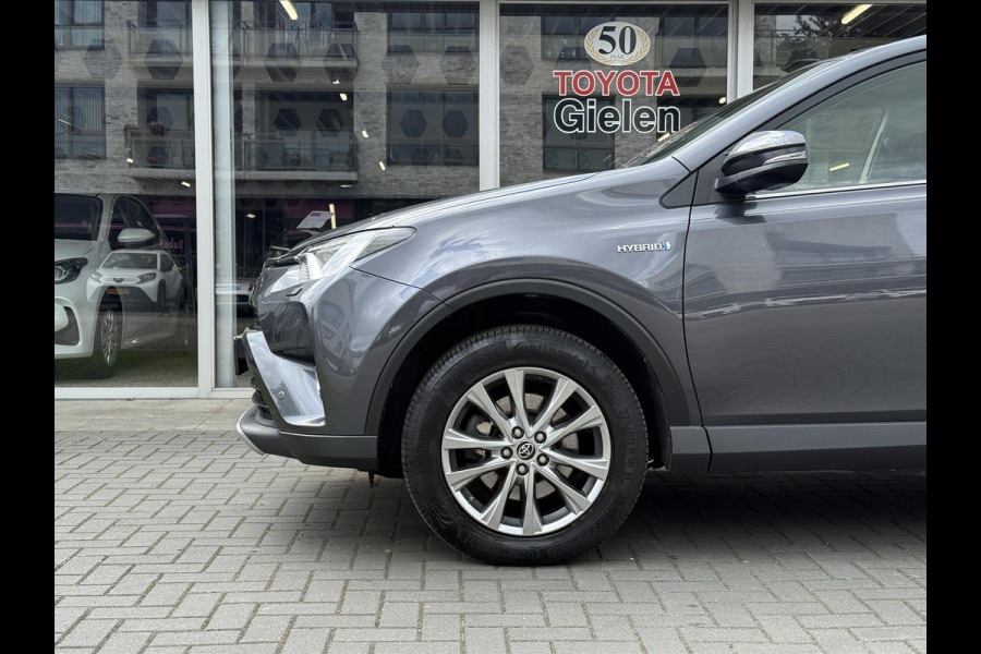 Toyota RAV4 2.5 Hybrid AWD Style | Navigatie, Stoel + Stuurverwarming, Parkeersensoren, Keyless, 18 inch, 1.650KG Trekgewicht, 4X4