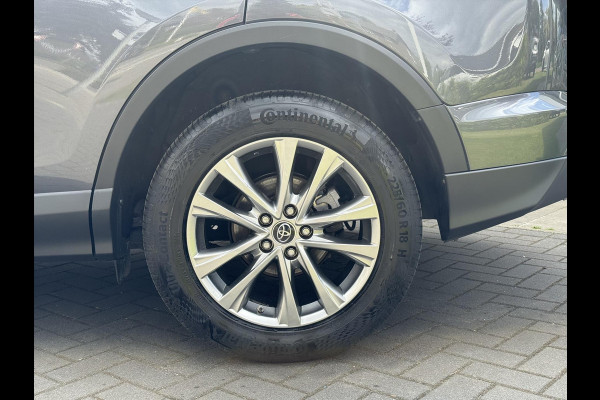 Toyota RAV4 2.5 Hybrid AWD Style | Navigatie, Stoel + Stuurverwarming, Parkeersensoren, Keyless, 18 inch, 1.650KG Trekgewicht, 4X4