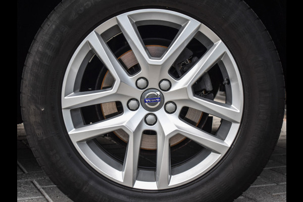 Volvo XC60 2.0 T5 FWD POLAR+ | NL AUTO | XENON-LED | PANORAMADAK | CAMERA | ADAPTIVE CRUISE | INTELLISAFE PRO | LEDER